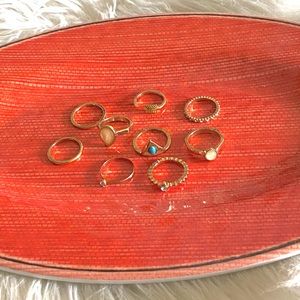 LIKE NEW Fashion Midi Rings 💍